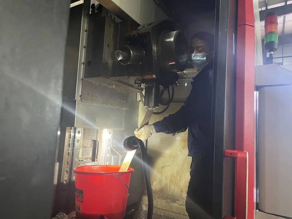 江蘇金鷹流體機械 | 工欲善其事，必先利其器。